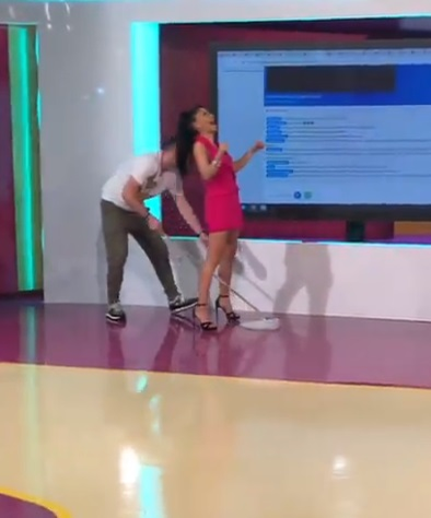 Flick, filmat în ipostaze nemaivăzute în direct la TV! A băgat mopul printre picioarele lui Nasrin Ameri și…