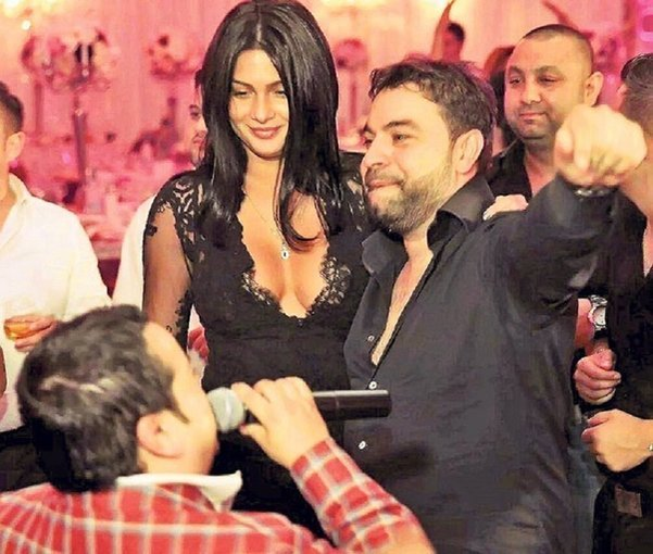Florin Salam, avertizat, în plin scandal: „Ai grijă de copiii tăi că Fănica se întoarce în mormânt. Ce faci tu pentru o scorpie…”