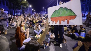 Institutul "Elie Wiesel" reclama "manifestari legionare" la protestele anti-Rosia Montana