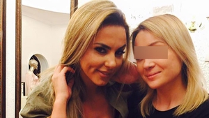 Lavinia Pârva şi-a schimbat look-ul! Artista s-a vopsit blondă