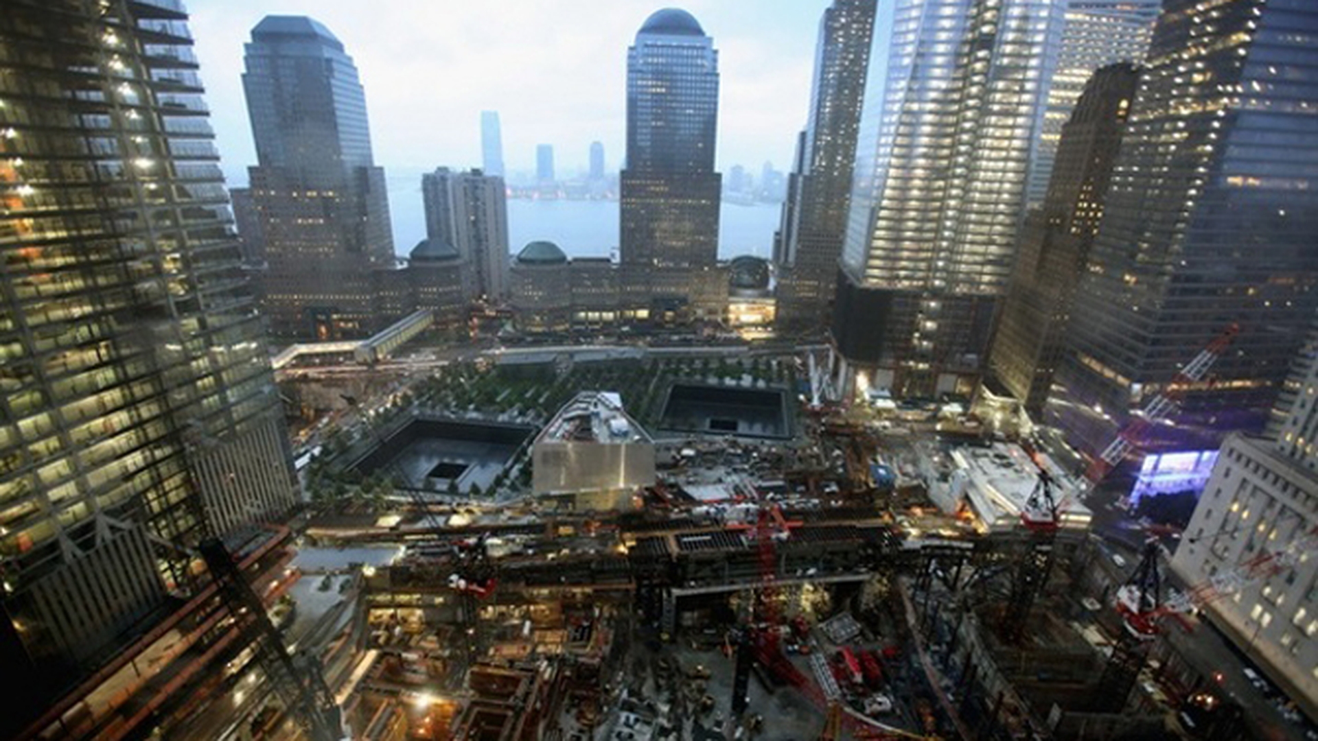 Uraganul "Irene" face prapad in SUA!New York-ul sub ape! Numarul mortilor a ajuns la 10!