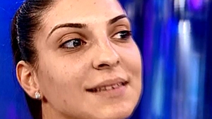 Mai HORROR de atat nu se poate! Andreea Tonciu, pentru prima data fara machiaj intr-o emisiune. E plina de cosuri si bube!