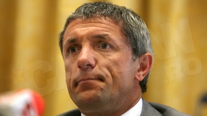Nimic nu-i merge! Dupa ce a risipit o investitie de 10 milioane de euro, Gica Popescu a pus pe butuci inca o mare afacere!