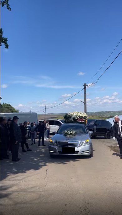 Costel Corduneanu, condus pe ultimul drum!/ Sursa foto: Captură TikTok