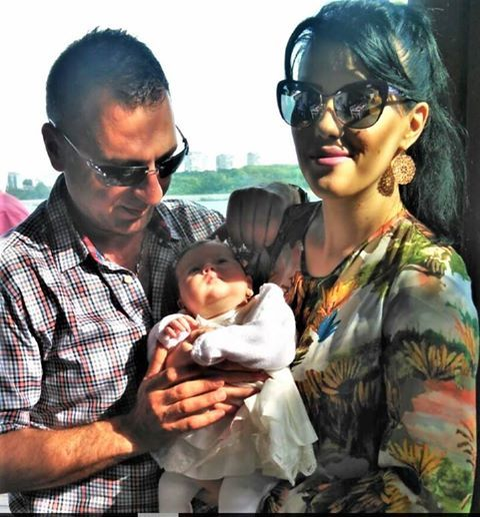 Iulia şi Christian Sabbagh se pregătesc de botezul micuţei Anais. Unde va avea loc evenimentul