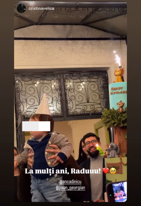 Băiețelul Ancăi Dinicu a împlinit un anișor! Primele imagini de la tăierea moțului