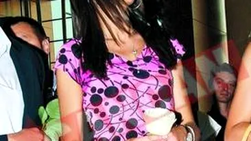 Roxana si Andreea, barfite de colege