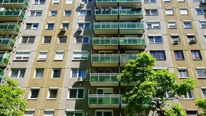Cine trebuie să plătească reparațiile la bloc. Asociația sau locatarii?
