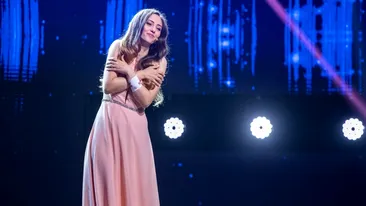 Cine este Jeni Ion, concurenta de la X Factor care a emoţionat-o profund pe Loredana Groza. Motivul teribil pentru care a rămas fără auz