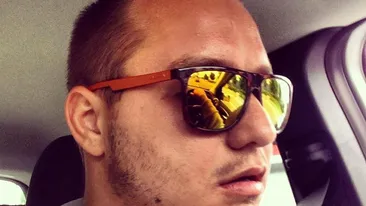 Memelusha isi revine dupa socul arestarii tatalui sau. Prima noapte in care a iesit cu noul iubit in club