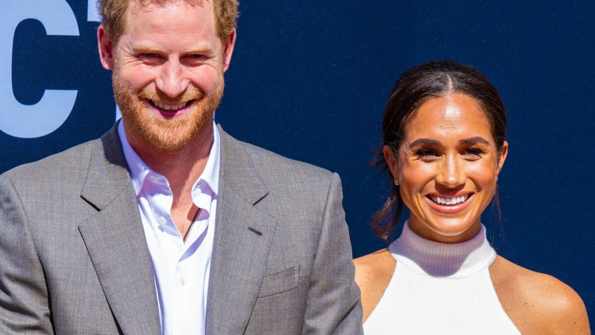 Prințul Harry și Meghan Markle s-au întors în Marea Britanie. Ce urmează pentru ducii de Sussex și copiii lor