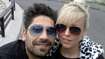 Imagine de INFARCT! Connect-R s-a dezbrăcat şi ... le-a arătat! Admiratoarele lui sunt în extaz! Soţia o să facă multe crize