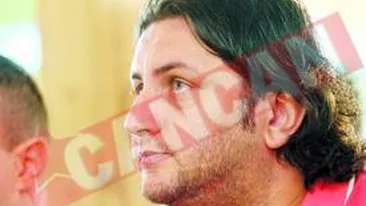 Trei romani se bat in piramida K1 Collision!