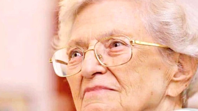 Draga Olteanu Matei a lăsat o scrisoare pentru români. „Dragii mei, când n-oi mai fi vă rog nu mă plângeți" sunt primele cuvinte așternute pe hârtie de marea actriță