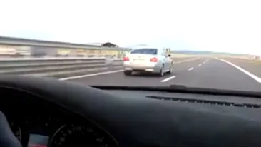 Un şofer a murit in timp ce FILMA viteza cu care circula!