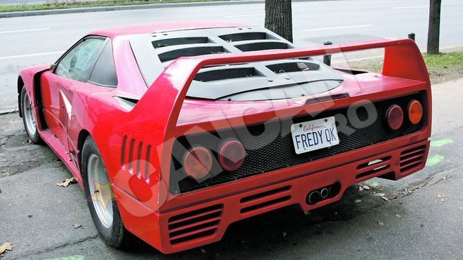 "Freddy Americanu'" cere 11.500 de euro pe replica unui bolid de jumatate de milion de dolari! Finul lui Fane Spoitoru vinde o facatura de Ferrari