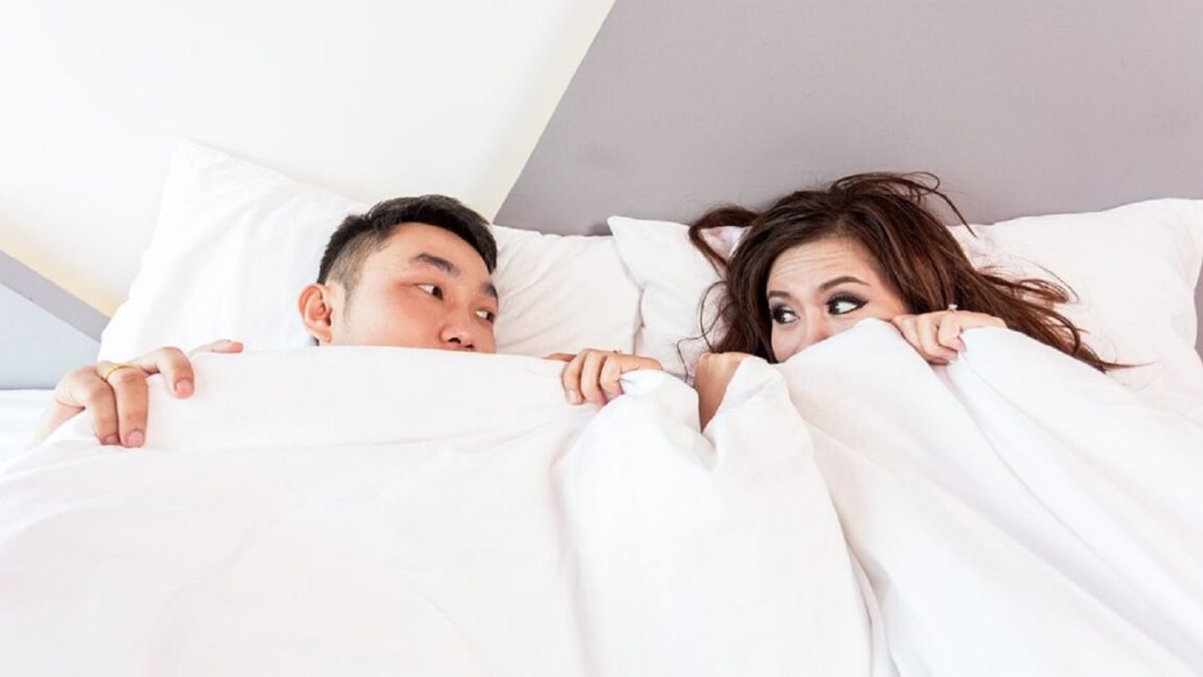 Durere fără margini pentru o femeie care a fost înșelată de soț. De 15 ani, bărbatul ducea o viață dublă