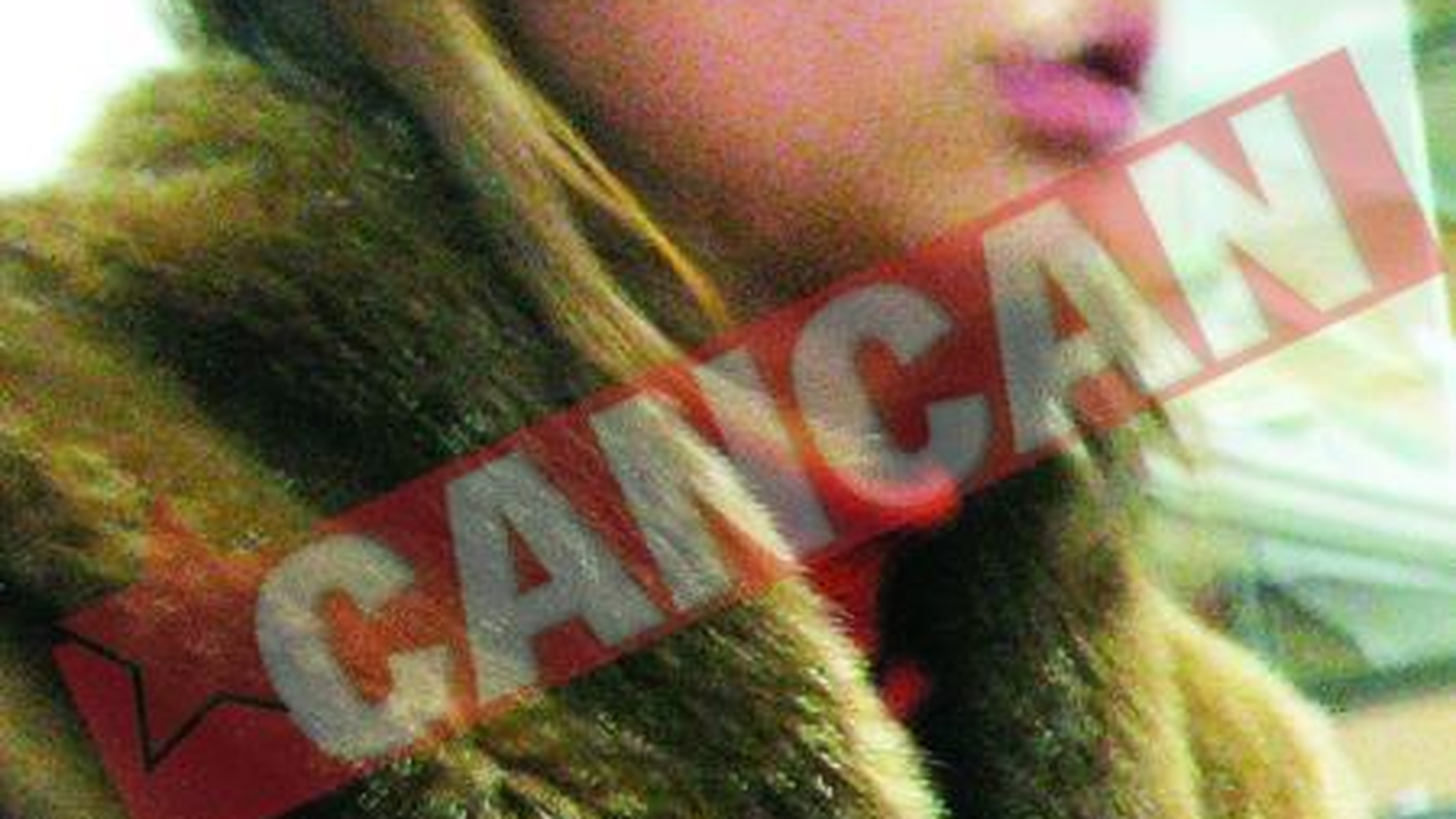Politist acuzat ca a violat doua liceene