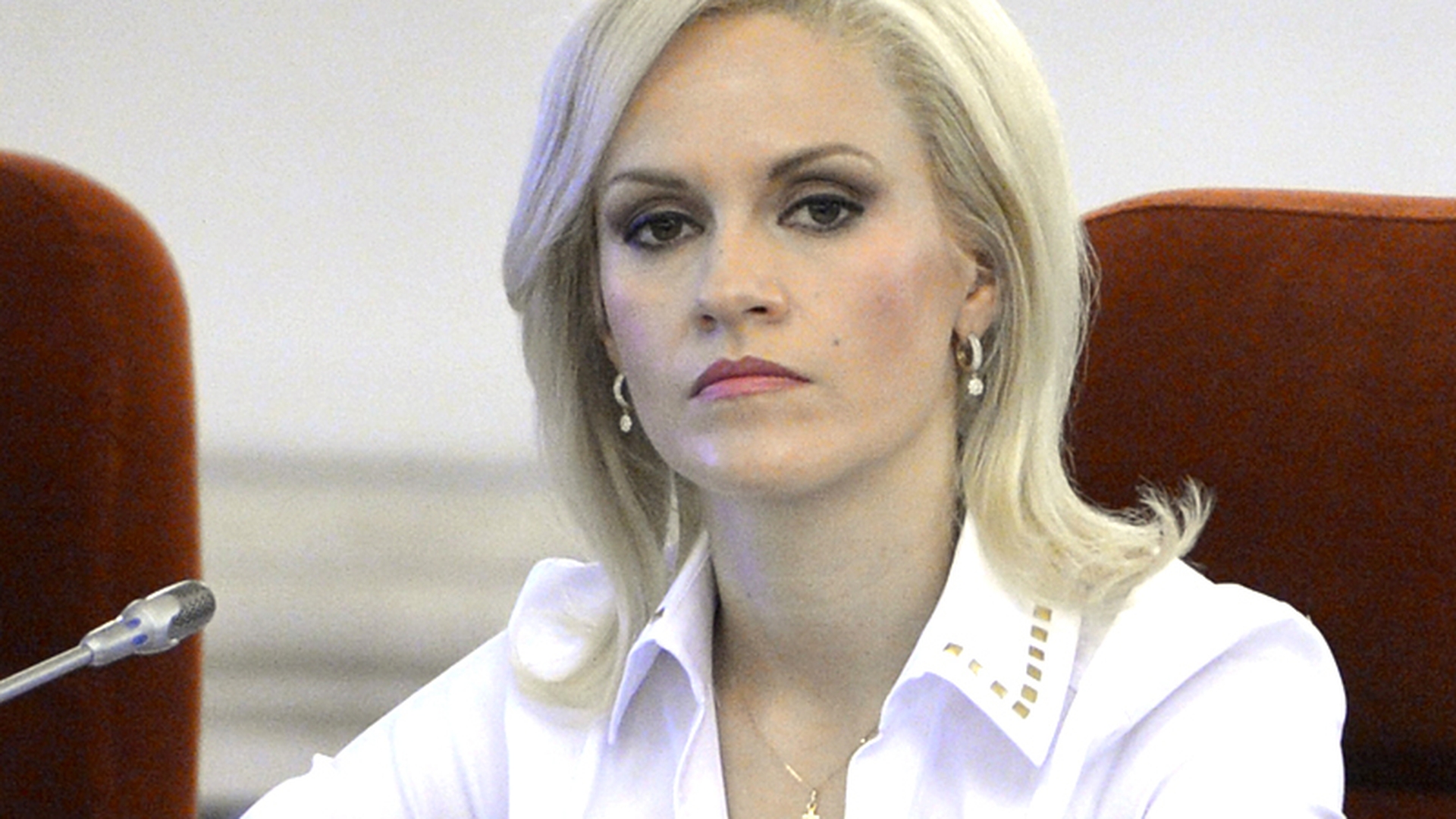 Şcolile, grădiniţele şi creşele din Capitală şi Ilfov, ÎNCHISE luni şi marţi! Gabriela Firea a anunţat ce se va întâmpla cu Universităţile şi de ce a demis conducerea RATB