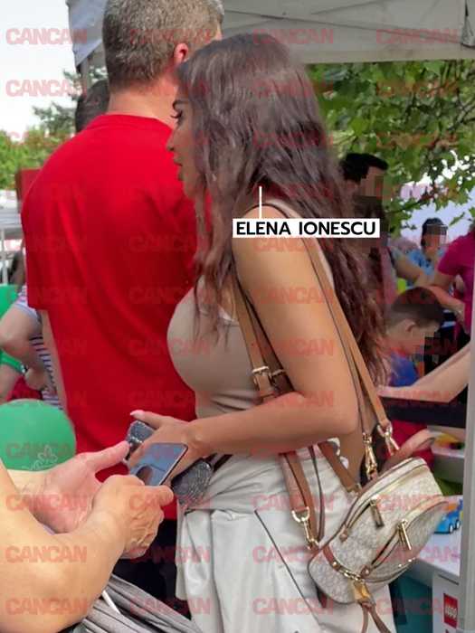 A mers cu fiul în locurile de joacă / (Sursa: CANCAN.RO)