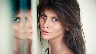 Roxana Ilie intra in panica atunci cand se apropie ziua ei de nastere! La propriul majorat a fugit din tara! Vezi de ce!