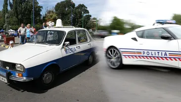 Una conducea Militia, alta conduce Politia. Masina asta a facut senzatie in Bucuresti mai ceva ca Lotusul de la Rutiera