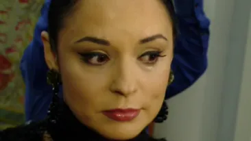 Incredibil ce maini murdare are Andreea Marin! N-ai vazut-o niciodata asa!
