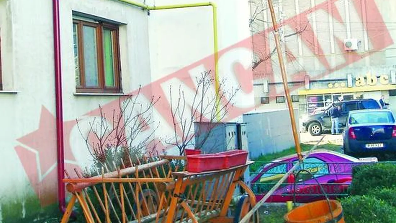 Fantana si caruta in fata blocului