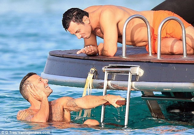 Celebrul RICKY MARTIN se pregăteşte de nuntă! Fericitul eveniment va fi unul grandios