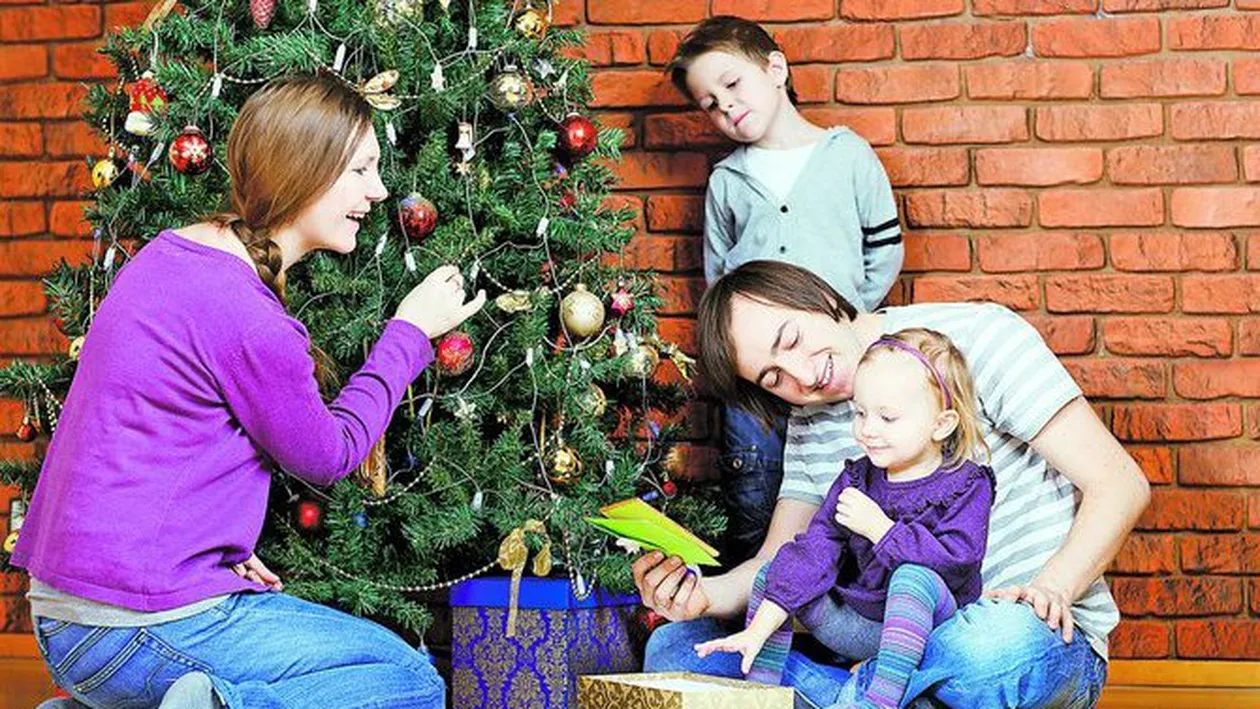 Previziunile lunii decembrie. Uite ce cadou ti-au pregatit astrele pentru sarbatorile de iarna