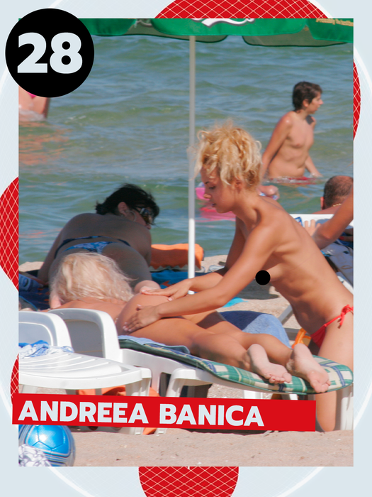 TOP 30 sexy-vedete cu palmele pe fund și săruturi lesby. Cum au fost surprinse Delia Matache, Antonia sau Ruby