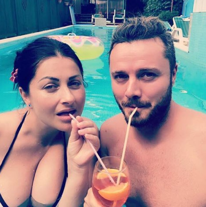 Ce face Tavi Clonda după ce a fost dat afară de la Kanal D. A lăsat-o pe Gabriela Cristea acasă şi…