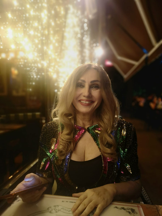 Flora Năstase, supranumită ”Regina blănurilor”, a revenit în viața mondenă după 10 ani de absență