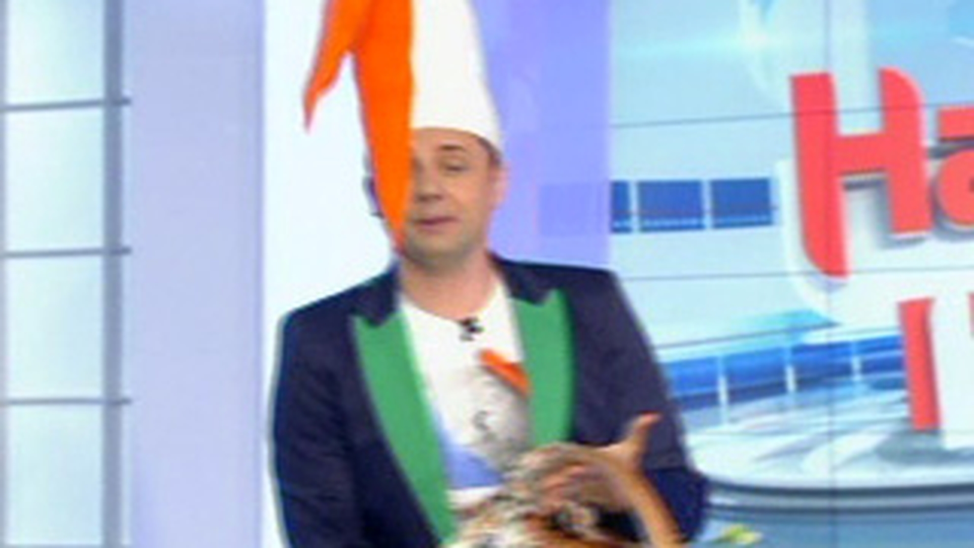 Catalin Maruta: "Mondenele noastre incep sa dea jos din cojoace ca Baba Dochia pana raman dezbracate...de secrete"