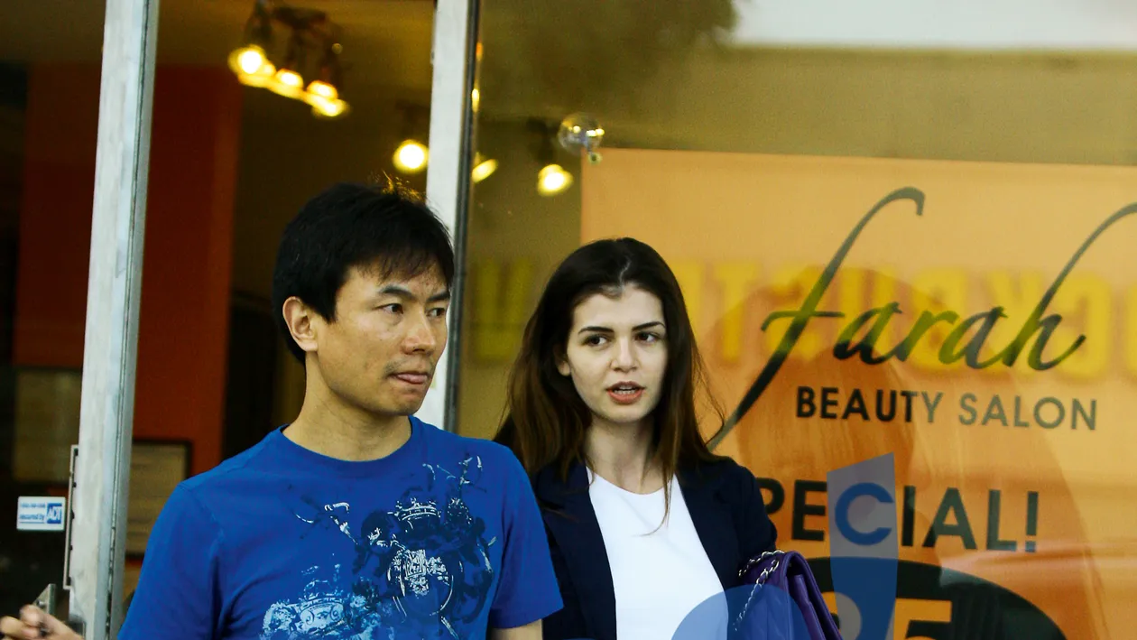 Tot adevărul despre Mr. Pink! Iubitul Monicăi Gabor a finanţat campania lui Obama şi este protectorul lui Lindsay Lohan!