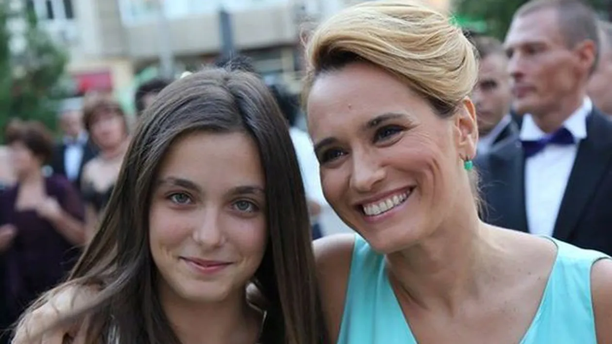 Andreea Esca plătește o avere pentru studiile fiicei sale! Cât costă facultatea din Anglia la care va învăța Alexia