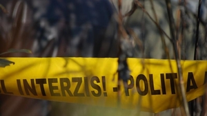 Scene cumplite în Dâmbovița. Un bărbat de 43 de ani și-a omorât tatăl cu sânge rece