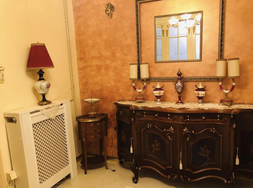 Prețul unui apartament în centrul Capitalei a creat isterie pe Internet! Suma ireală pe care o cere proprietarul: ”La bucătărie, trebuie să stai în genunchi să gătești”