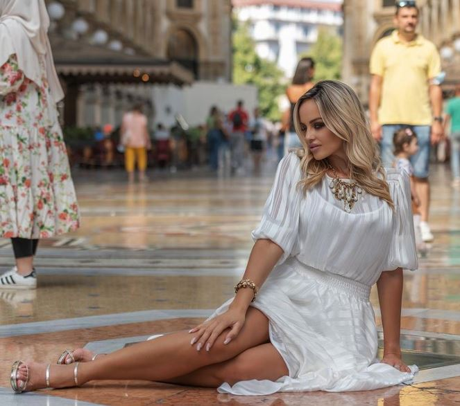 Walter Zenga are o nouă iubită după ce a divorțat de Raluca Rebedea. Noua cucerire a italianului este tot româncă