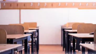 Mulți copii sunt mutați la școlile de stat din România. Motivul pentru care părinții aleg să renunțe la cele private