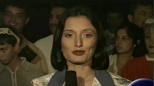Recunoști cine este vedeta PRO TV din imagine? Lucrează în trust din anul 1999