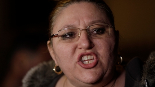 Reacția Dianei Șoșoacă, după ce procurorii au amenințat-o că o aduc cu mandat: ”Eu muncesc”