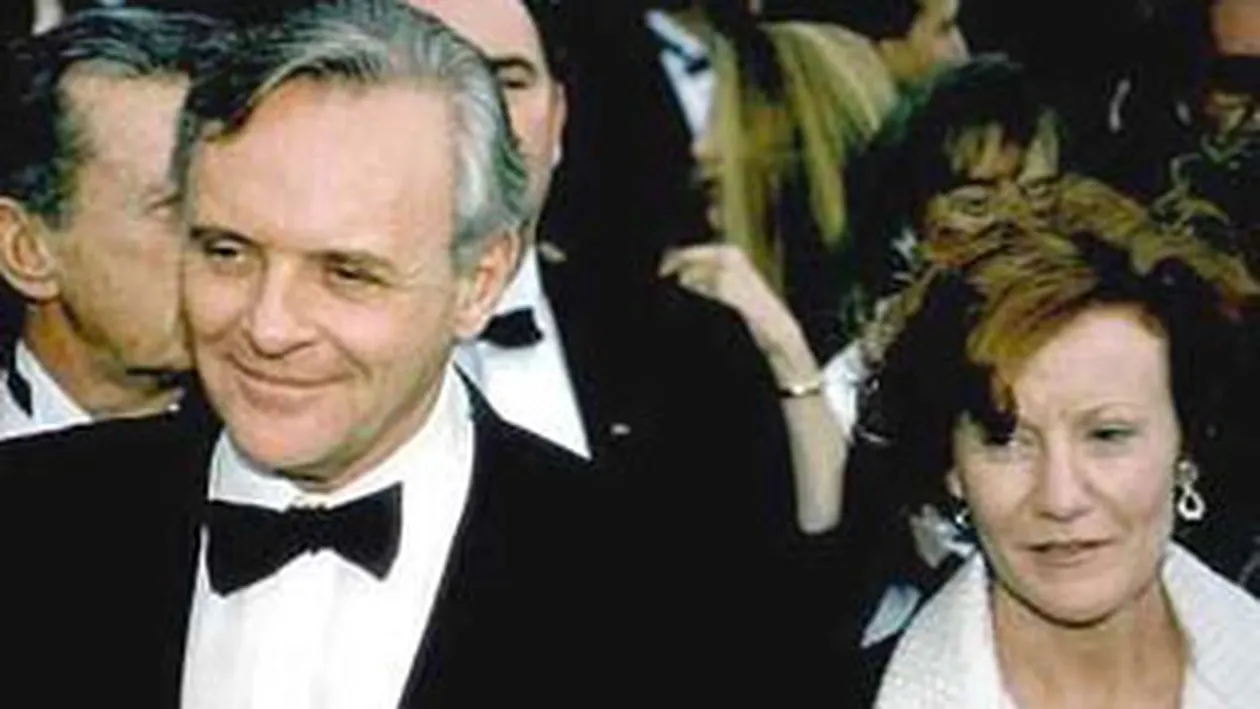 Cupluri celebre care s-au despartit dupa relatii de peste 15 ani