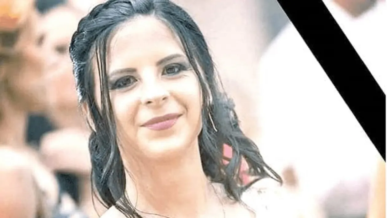 Soartă cumplită pentru Adelina, o tânără din Vaslui. A murit din cauza unei boli grave, lăsându-și iubitul sfâșiat de durere: „S-au iubit până în ultima secundă”