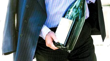 Am scapat de datorii. Dau de baut!