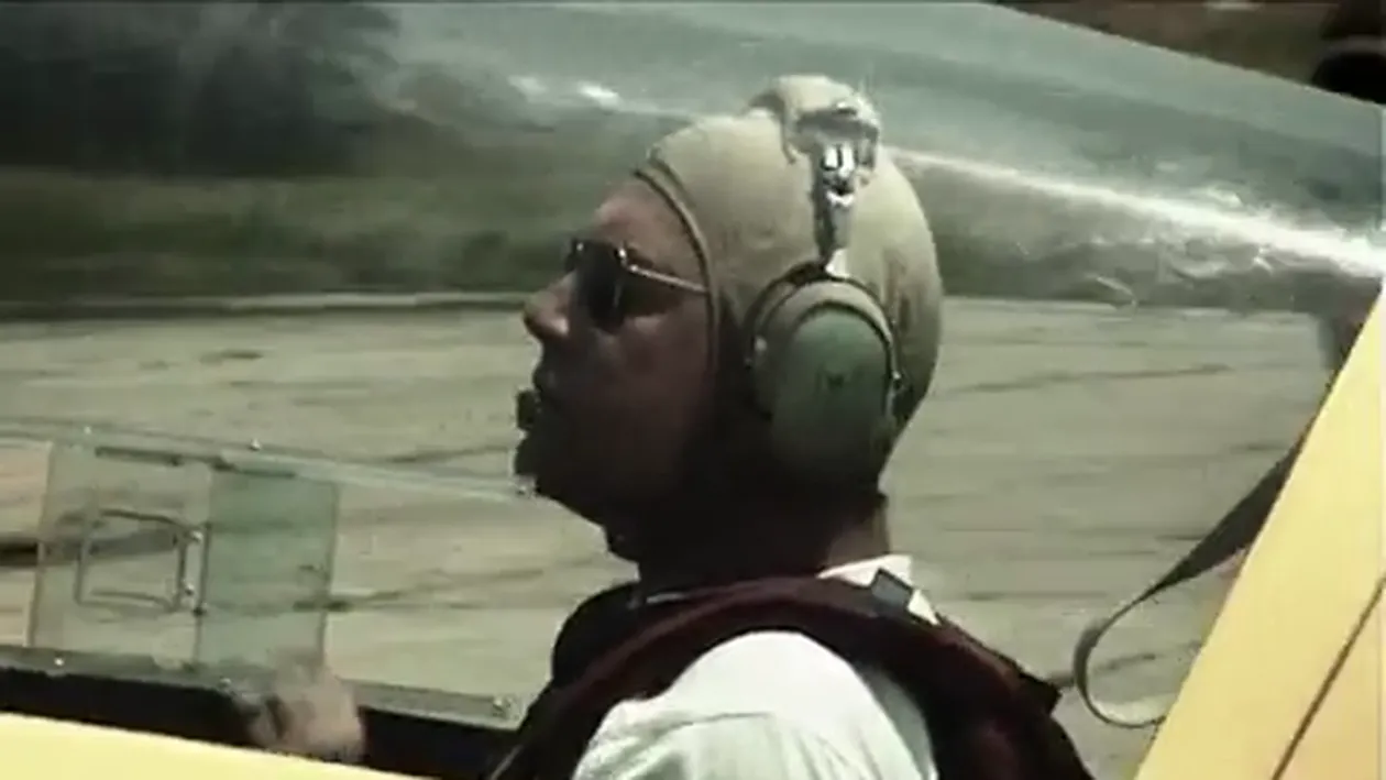 Pilotul de la Tarom acuzat ca a baut inainte sa decoleze catre Bucuresti a fost gasit nevinovat de catre autoritatile londoneze!