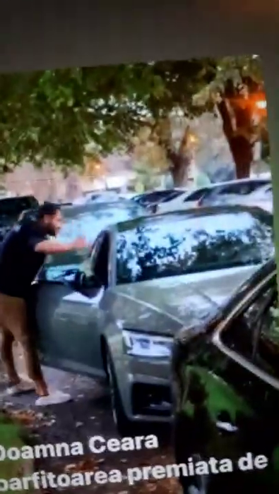 Momentul în care Stila Sarafu aruncă cu tort în cele două femei