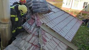 Liceu din judeţul Constanţa, evacuat din cauza unui incendiu la camera centralei termice. FOTO