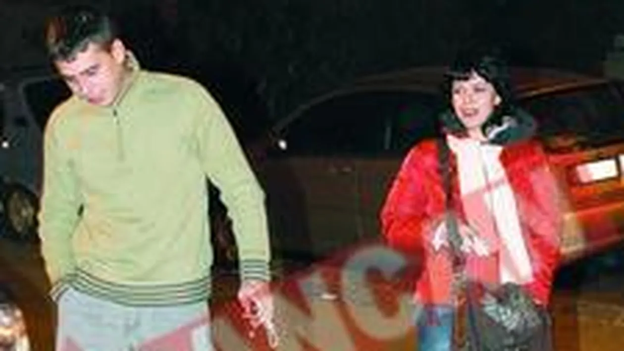 Raluca Arvat si-a scos noul iubit la patinoar