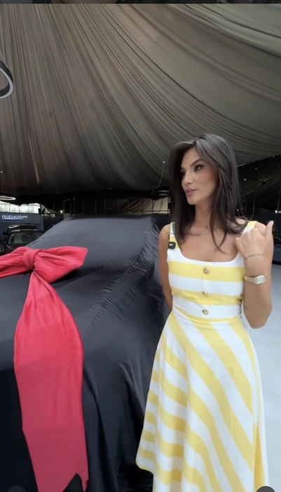 Ramona Olaru și-a schimbat mașina. Vedeta de la Neatza cu Răzvan și Dani conduce acum un SUV de lux